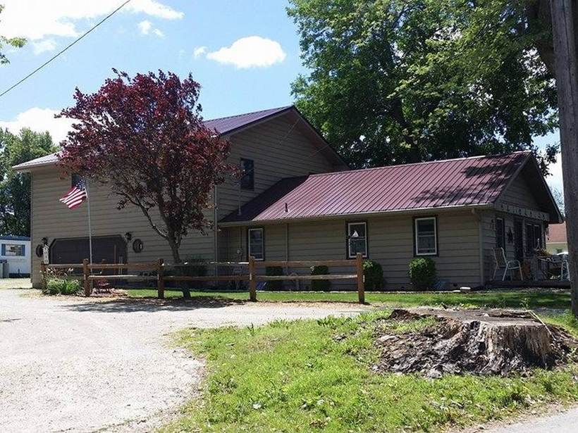 Steel Master Roofing install: Wolcottville, Burgundy