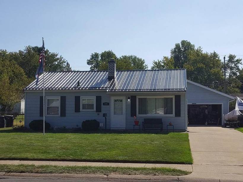 Steel Master Roofing install: Standing Seam, Burnished Slate