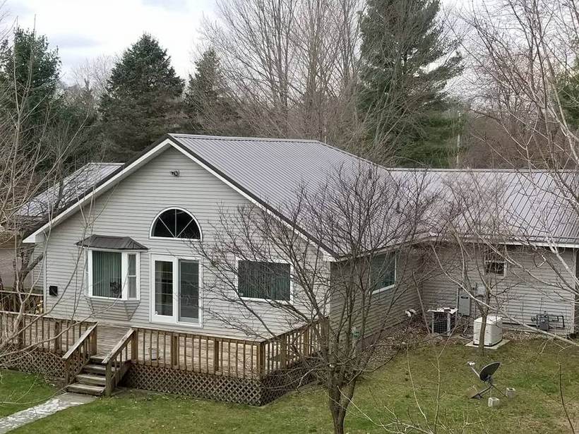 Steel Master Roofing install: Standing Seam, Burnished Slate