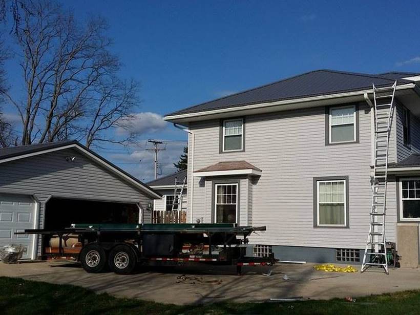 Steel Master Roofing install: Mishawaka, Charcoal