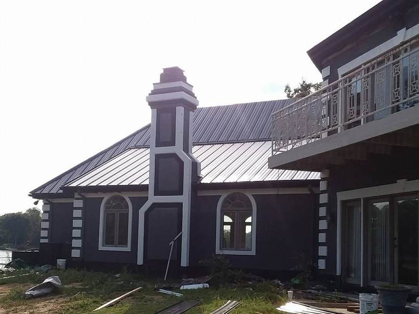Steel Master Roofing install: Elkhart, Coal Black