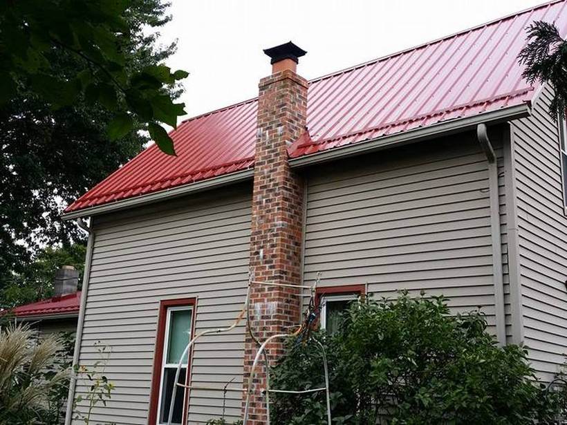 Steel Master Roofing install: Bremen, Rustic Red