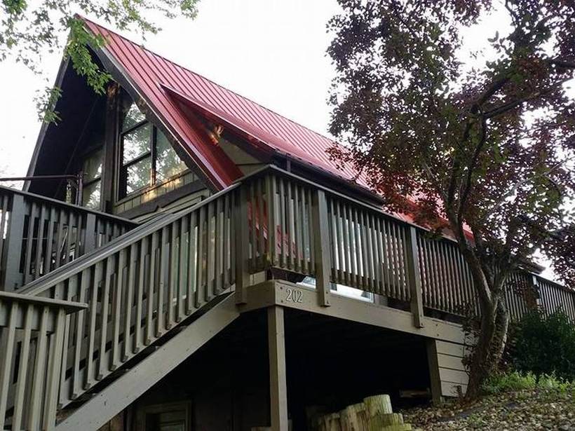 Steel Master Roofing install: Rustic Red