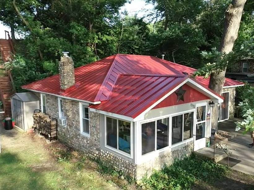 Steel Master Roofing install: Standing Seam, Rustic Red