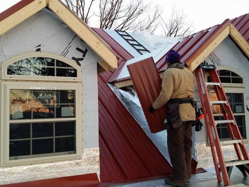 Steel Master Roofing install: Standing Seam