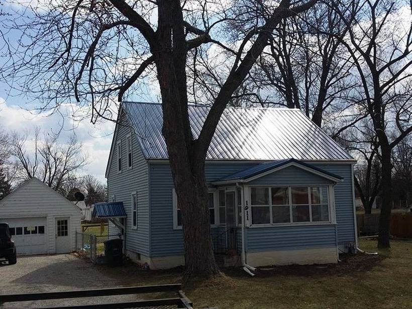 Steel Master Roofing install: Warsaw