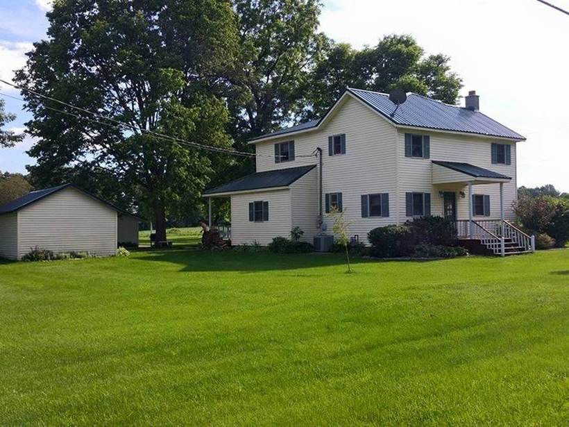 Steel Master Roofing install: Middlebury
