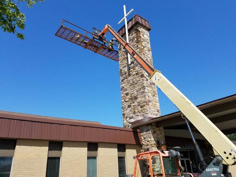 Steel Master Roofing install: Standing Seam