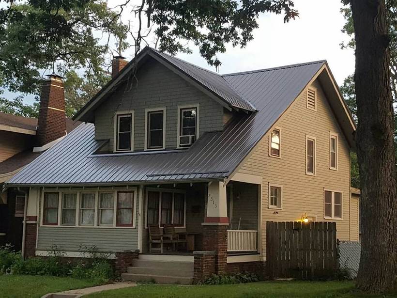 Steel Master Roofing install: Standing Seam