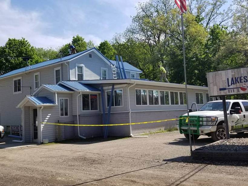 Steel Master Roofing install: Niles