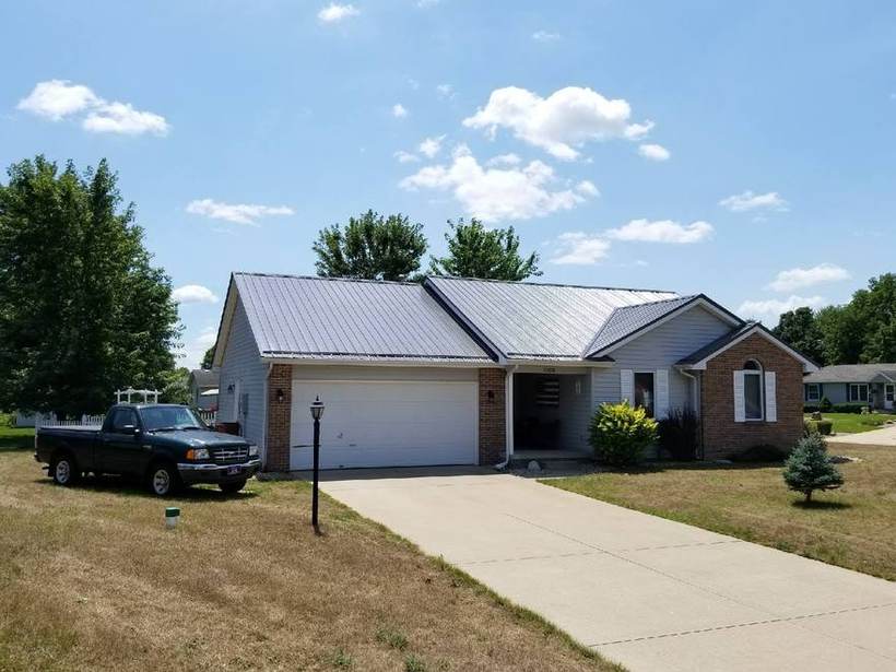 Steel Master Roofing install: Standing Seam