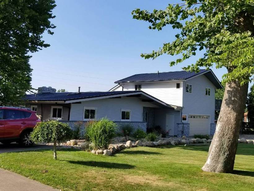 Steel Master Roofing install: Standing Seam