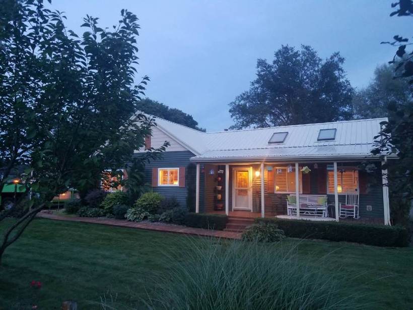 Steel Master Roofing install: Standing Seam
