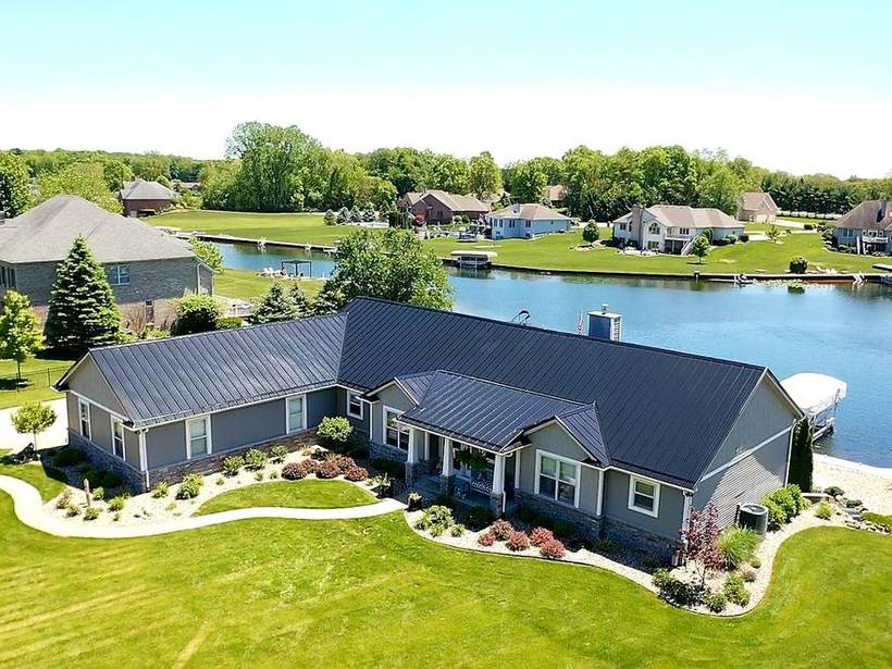 Steel Master Roofing install: Standing Seam