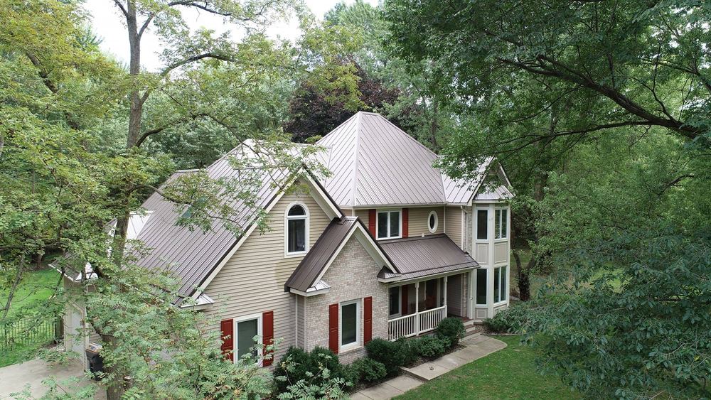 Steel Master Roofing install: st-joseph - Concealed Fastener - burnished slate