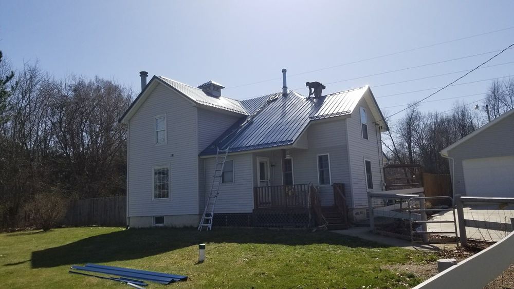 Steel Master Roofing install: elkhart - Exposed Fastener