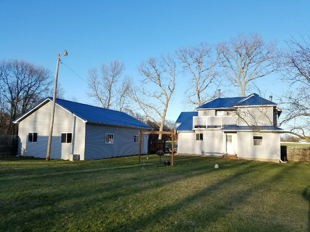 Steel Master Roofing install: elkhart - Exposed Fastener