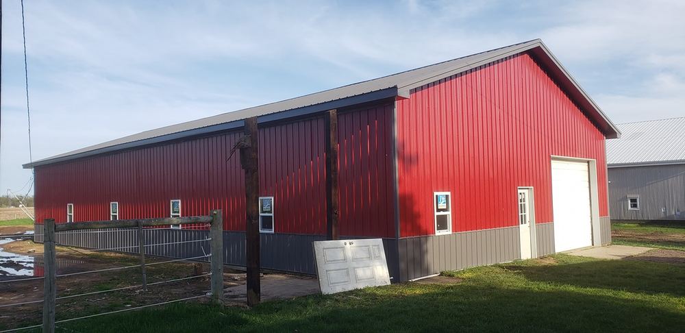 Steel Master Roofing install: niles - Barndominium