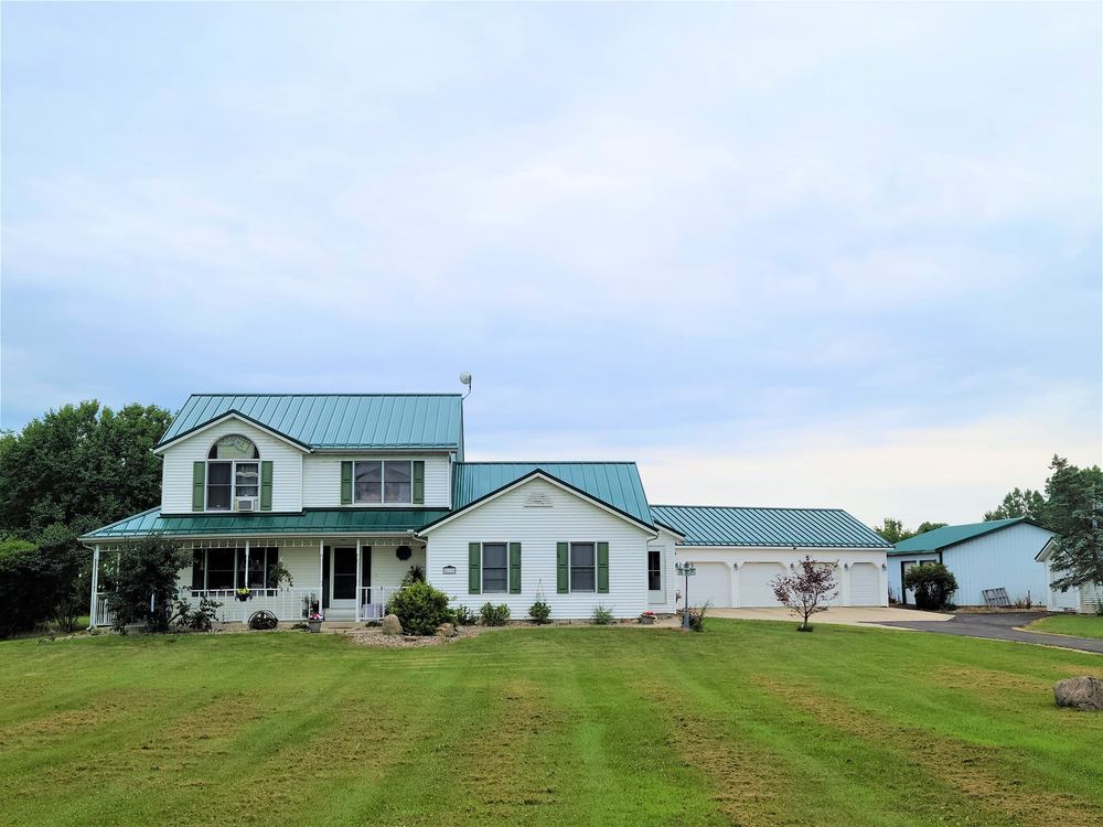 Steel Master Roofing install: Commercial