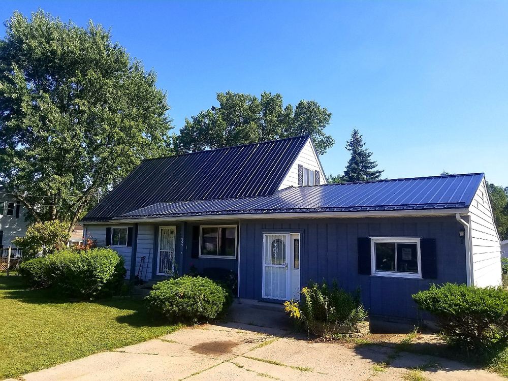 Steel Master Roofing install: Install Progress - coal black