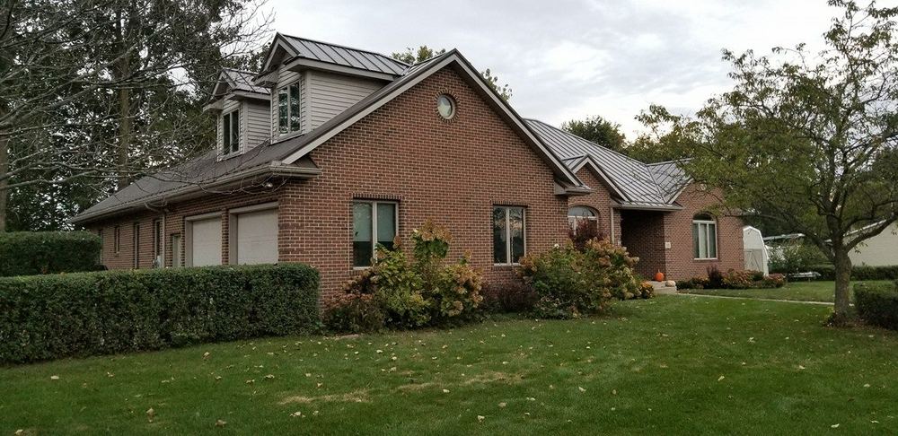 Steel Master Roofing install: Commercial - burnished slate